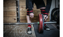 Harbinger Red Line Wrist Wraps 18